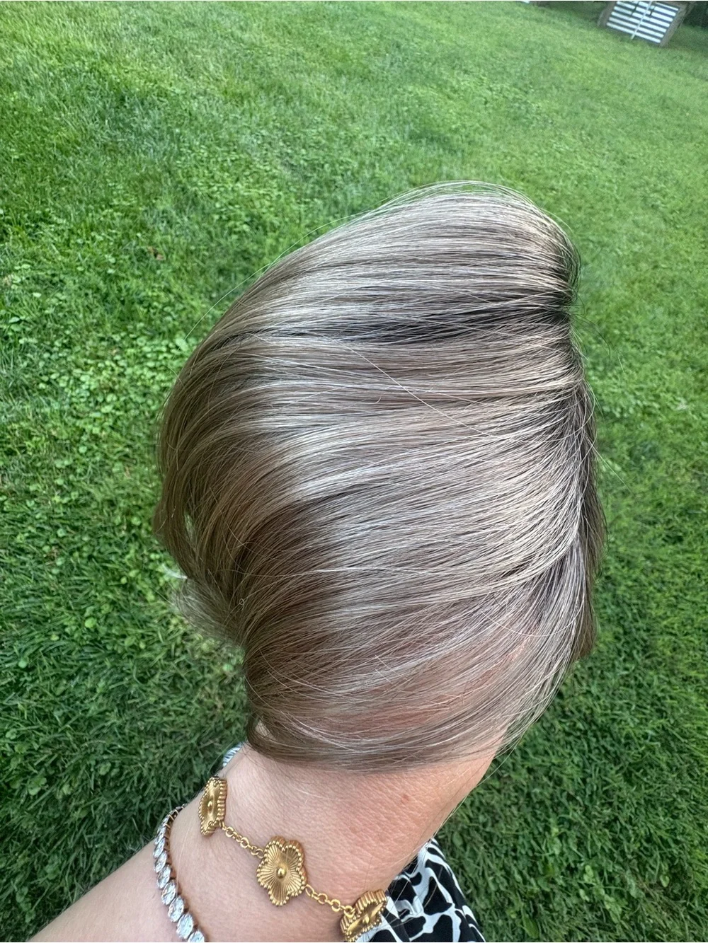 BNWT Envy Brianna Hand-Tied Wig, Gorgeous Multi Dimensional Blonde